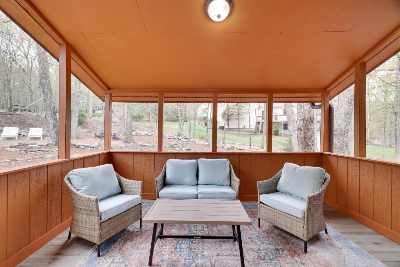 Premier Cozy Cabin - Free Amenities & Comm Indoor Pools Bushkill Exterior photo