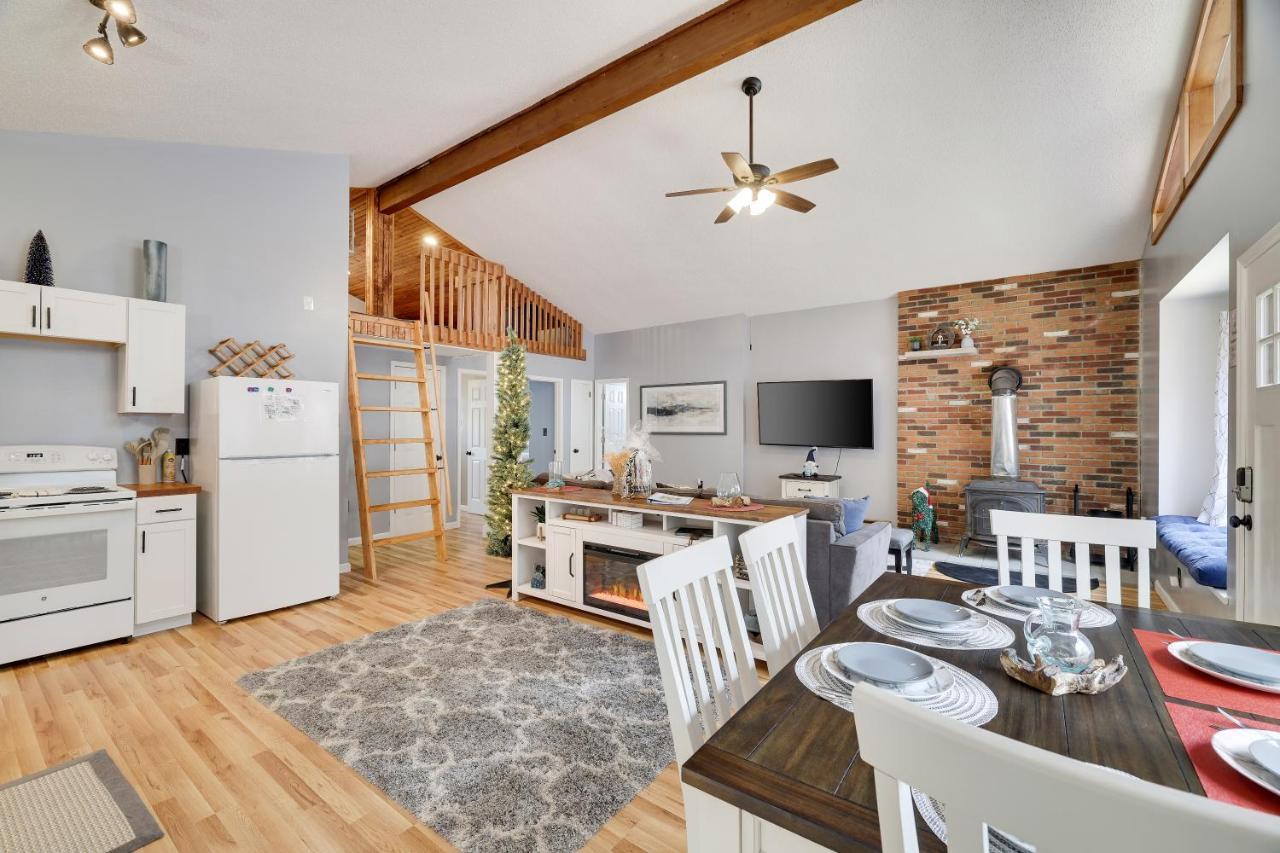 Premier Cozy Cabin - Free Amenities & Comm Indoor Pools Bushkill Exterior photo
