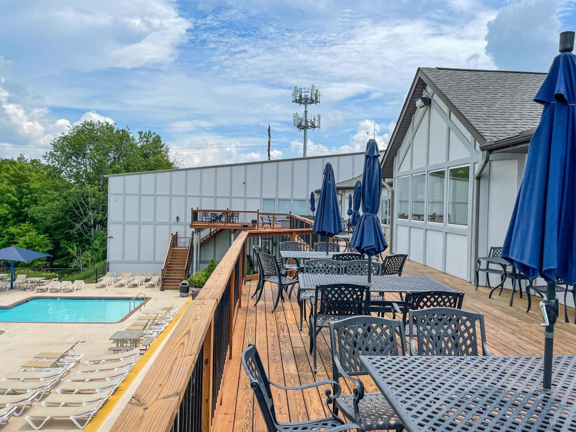 Premier Cozy Cabin - Free Amenities & Comm Indoor Pools Bushkill Exterior photo